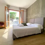 Κάμπινγκ Village Mar Y Sierra San Costanzo