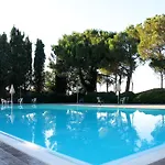 Κάμπινγκ Village Mar Y Sierra San Costanzo