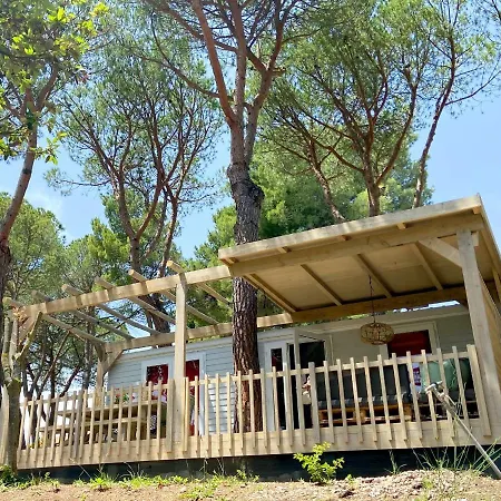 Village Mar Y Sierra * San Costanzo