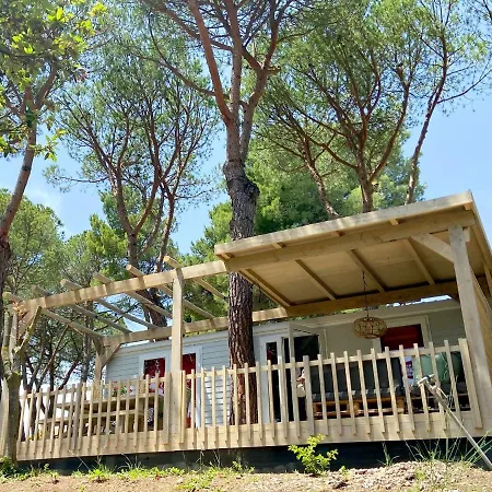 Camping Village Mar Y Sierra * San Costanzo