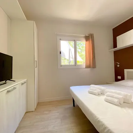 Camping Village Mar Y Sierra Campsite *