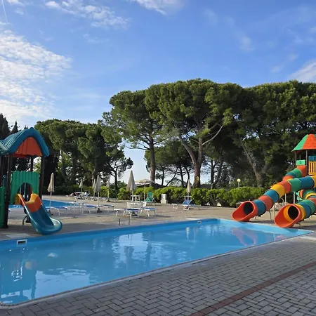 Camping Village Mar Y Sierra * San Costanzo