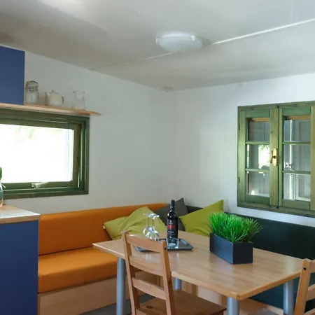 キャンプ場 Village Mar Y Sierra San Costanzo