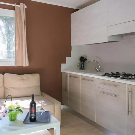 Village Mar Y Sierra * San Costanzo