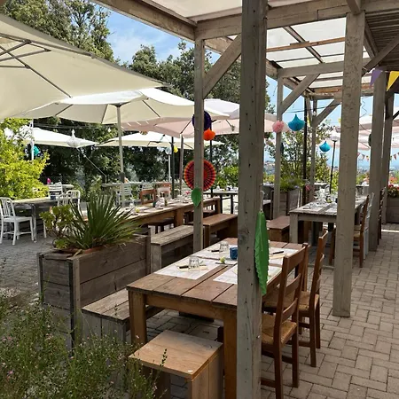 Village Mar Y Sierra キャンプ場