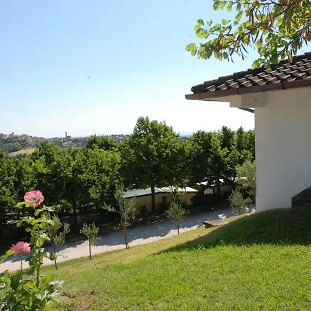 Camping Village Mar Y Sierra * San Costanzo