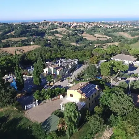 Camping Village Mar Y Sierra San Costanzo