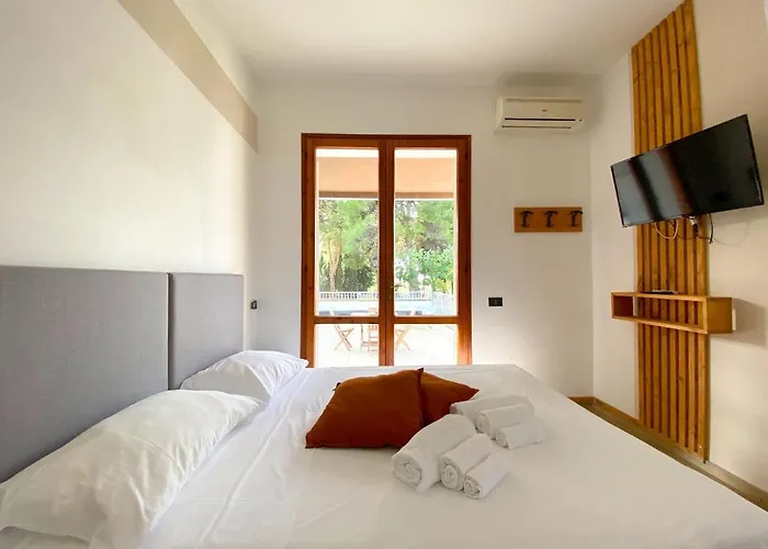 Village Mar Y Sierra San Costanzo