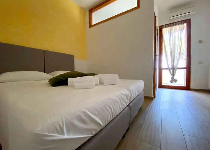 Village Mar Y Sierra San Costanzo