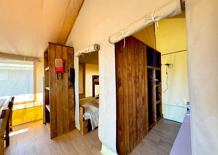 Village Mar Y Sierra San Costanzo