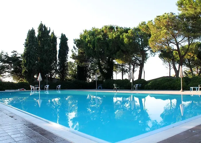 Κάμπινγκ Village Mar Y Sierra San Costanzo